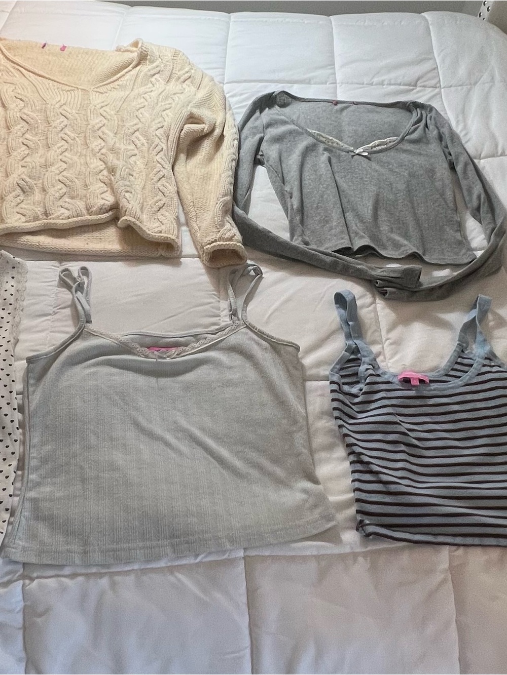 EDIKTED 6-Piece Women’s Top Bundle Size Medium